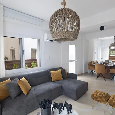 Evelmar Villa